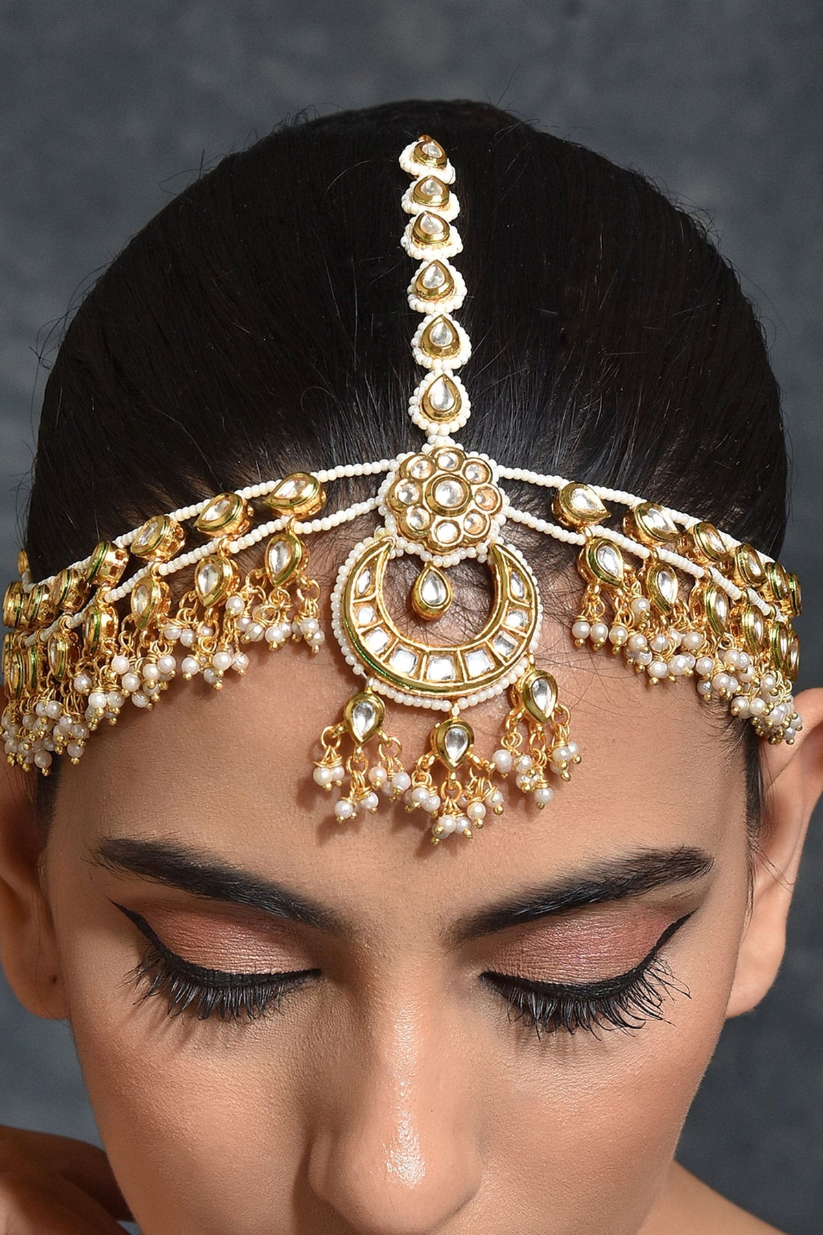 Kundan Studded Mathapatti