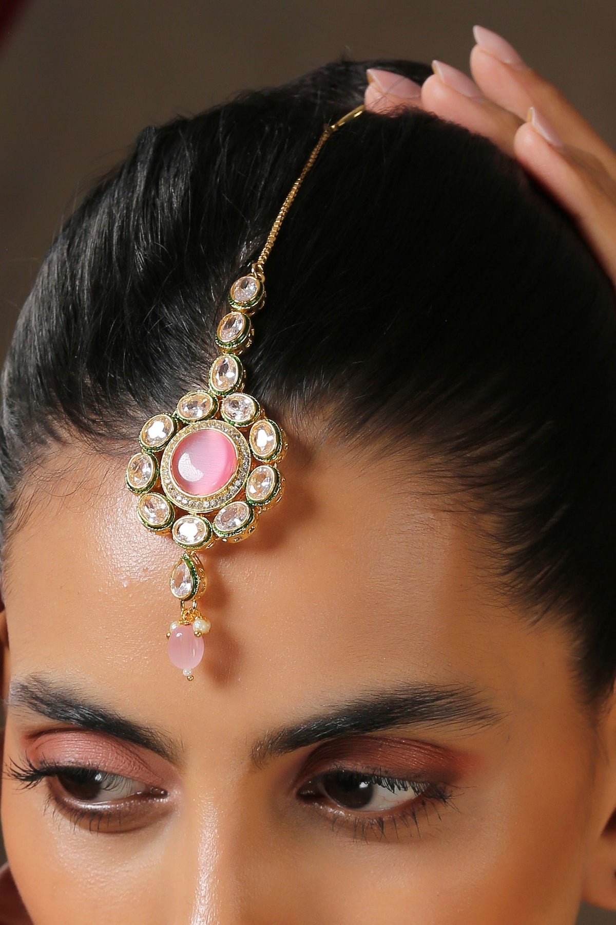 Kundan Embellished Maangtikka