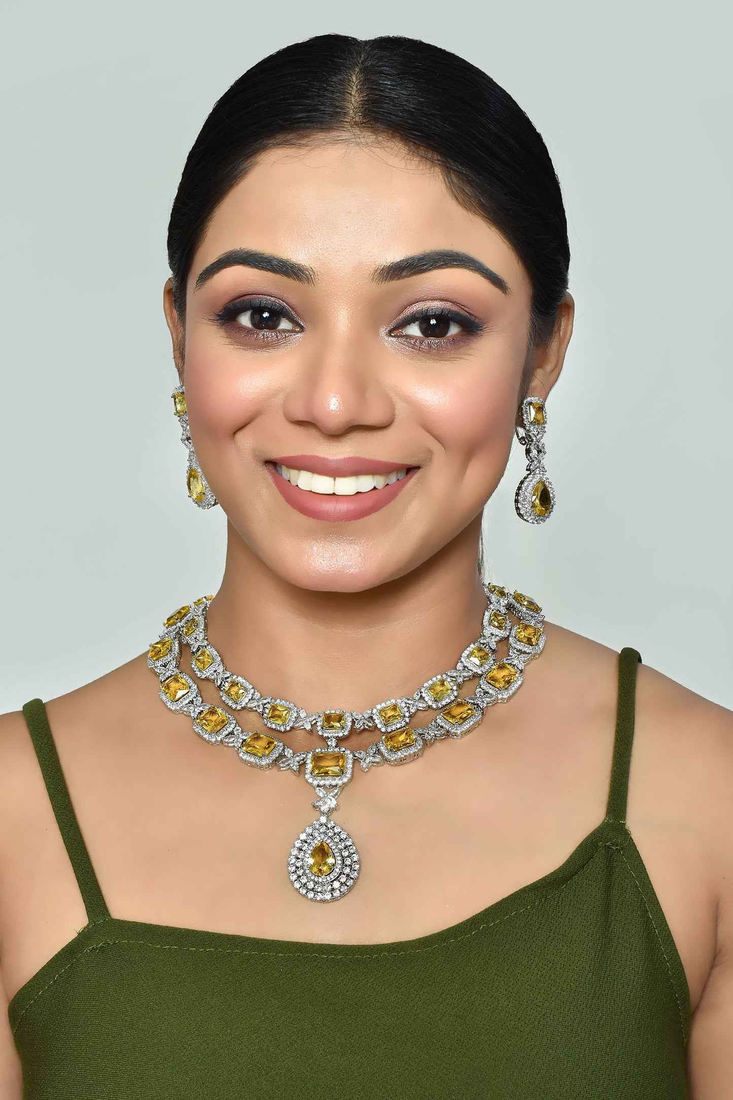 Embellished Layered Necklace Set