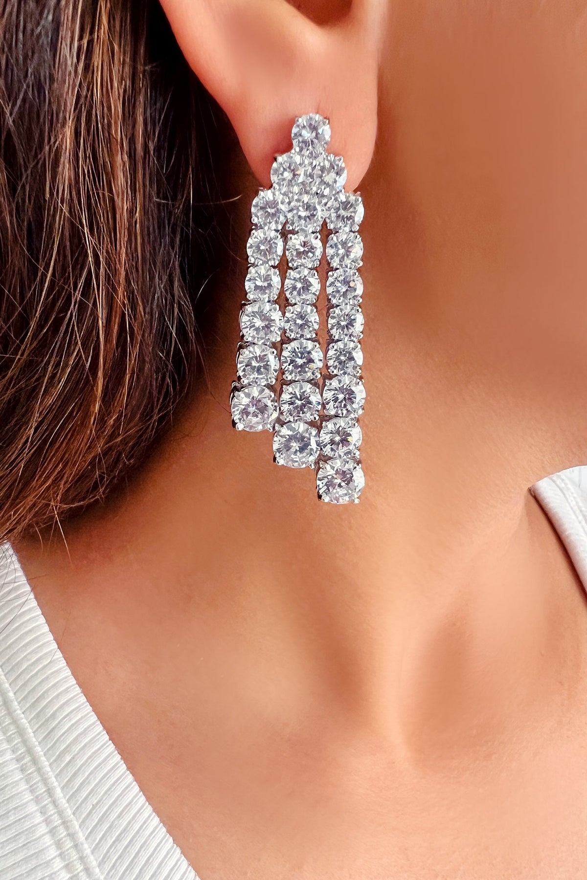 Illiana Layered Embellished Necklace Set