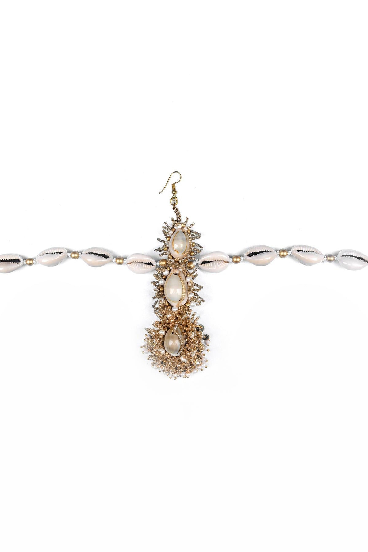 Gold & White Shell Embellished Mathapatti