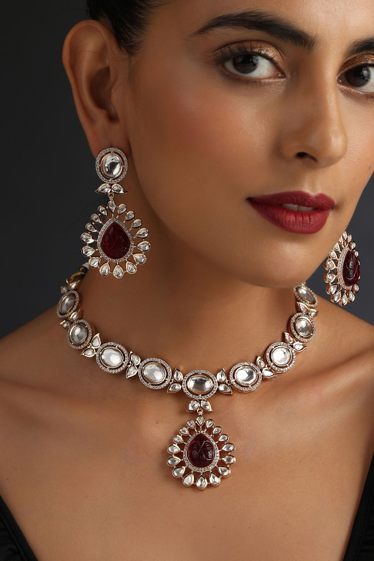 Embellished Pendant Necklace Set