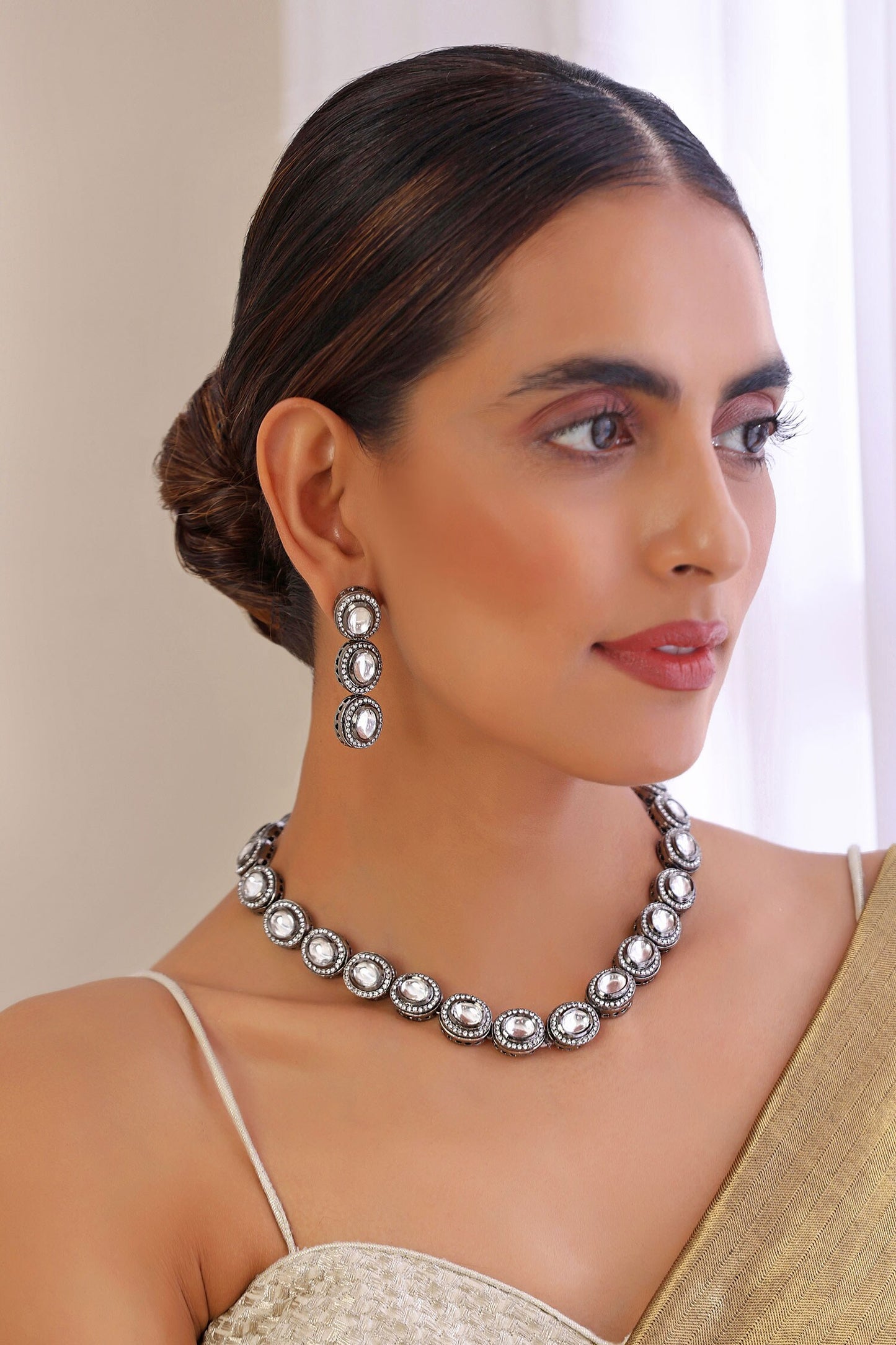 Kundan Embellished Necklace Set
