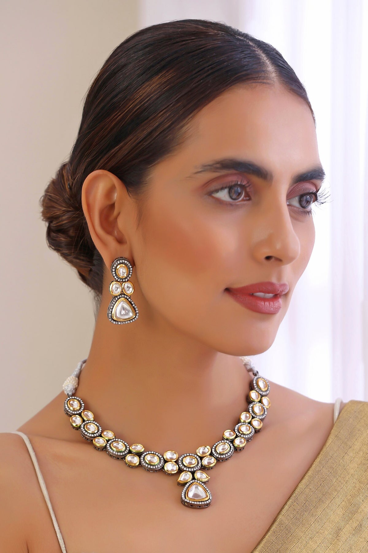 Kundan Work Pendant Necklace Set