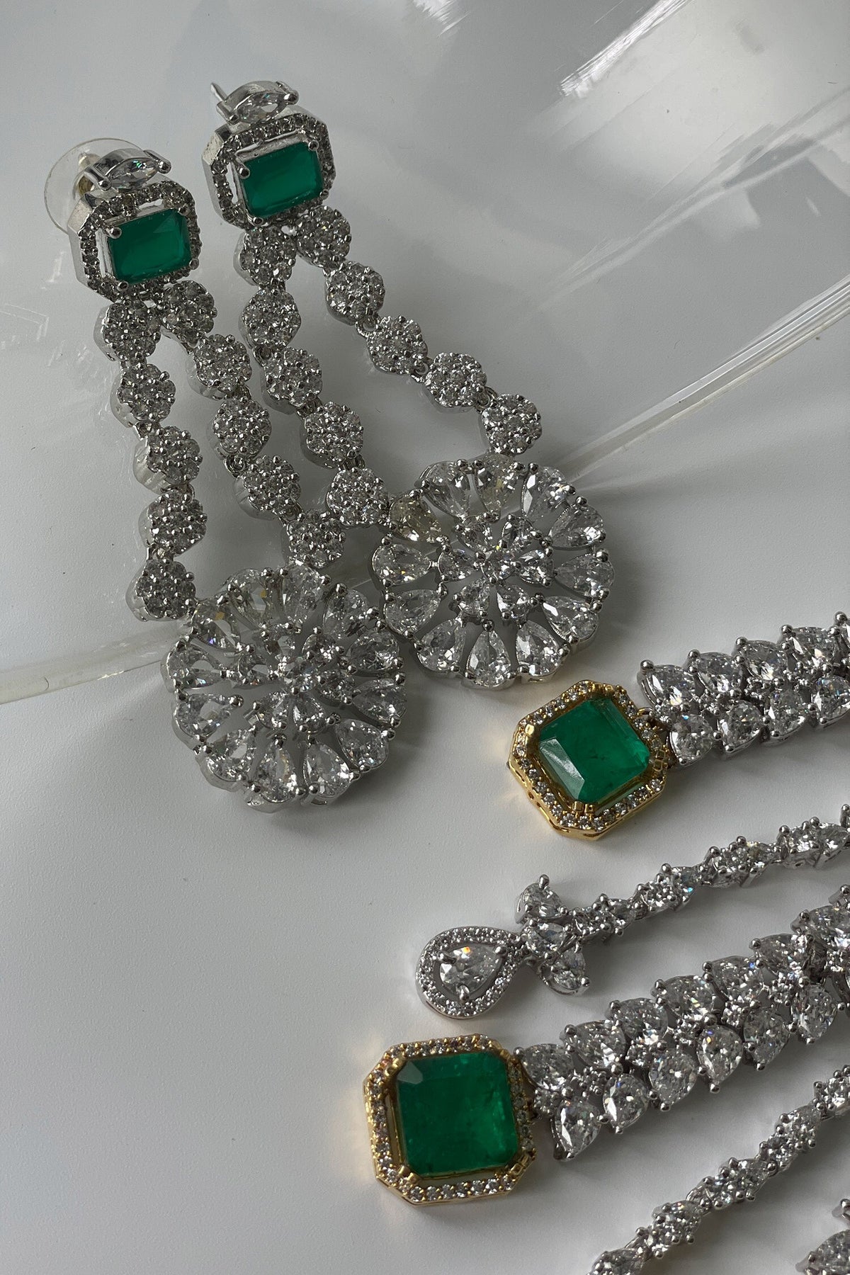 Victorian Stone Studded Necklace Set