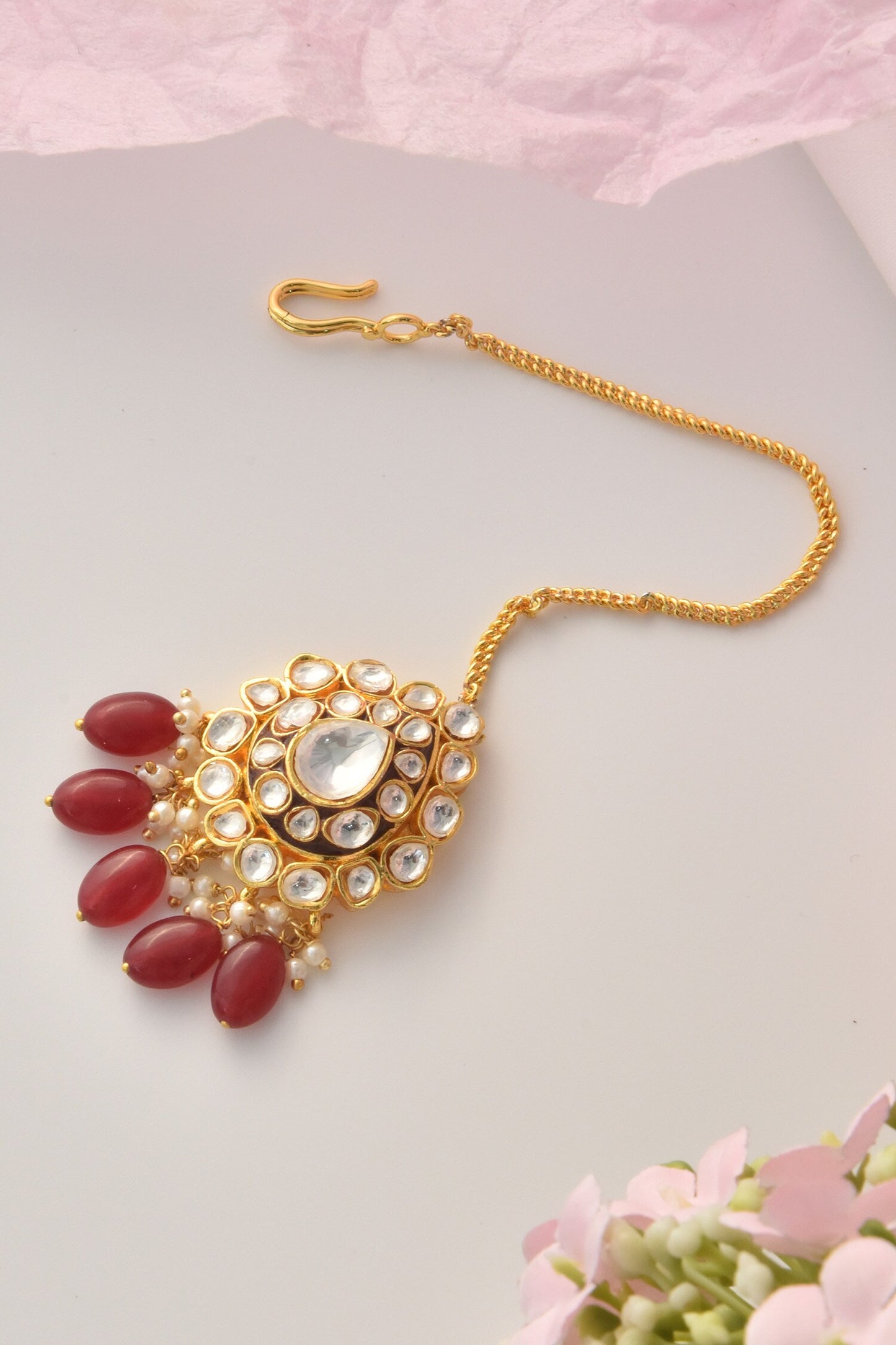 Tear Drop Carved Maangtikka