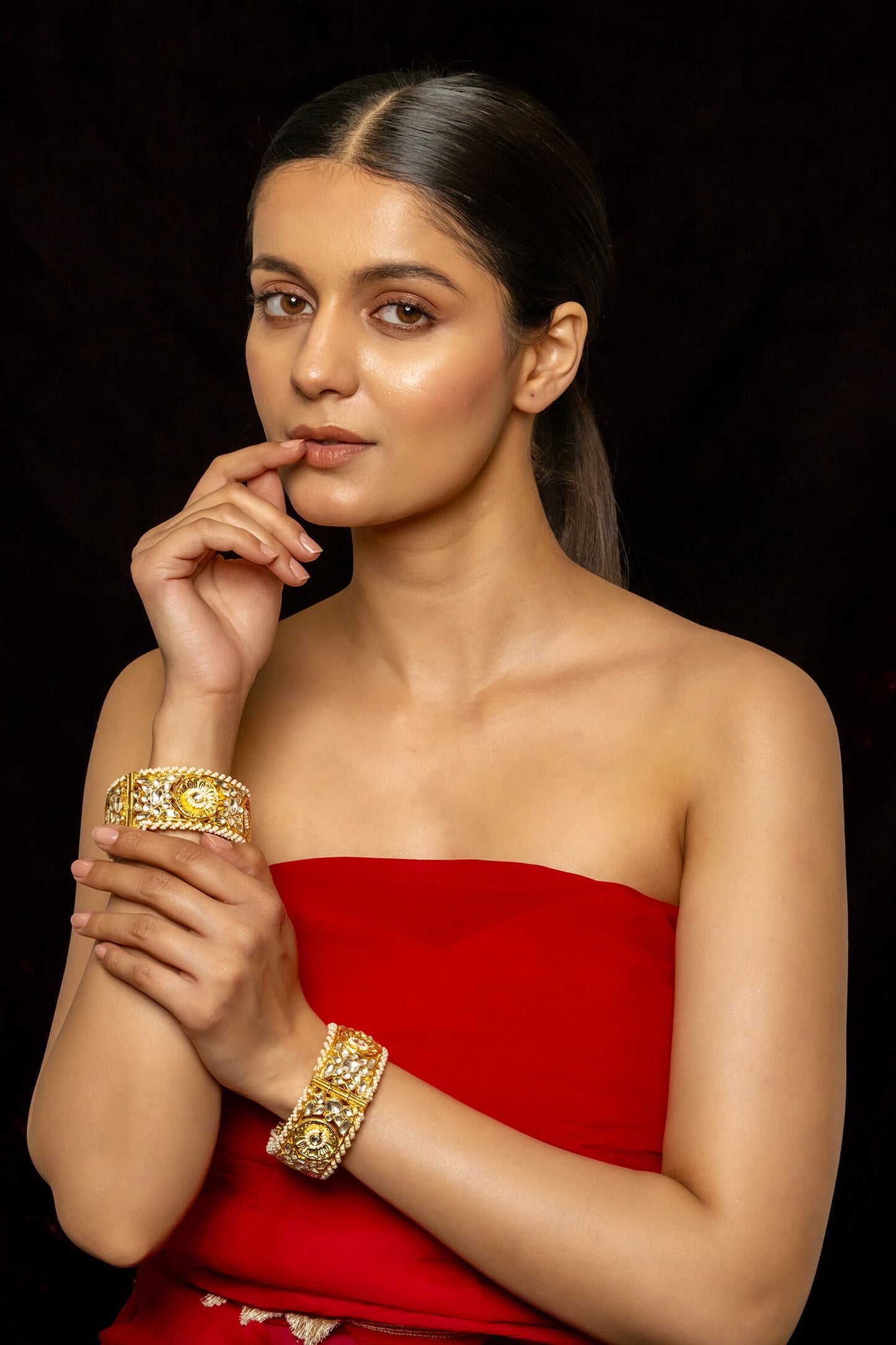 Geometric Cutwork Kundan Embellished 2 Pcs Bangles
