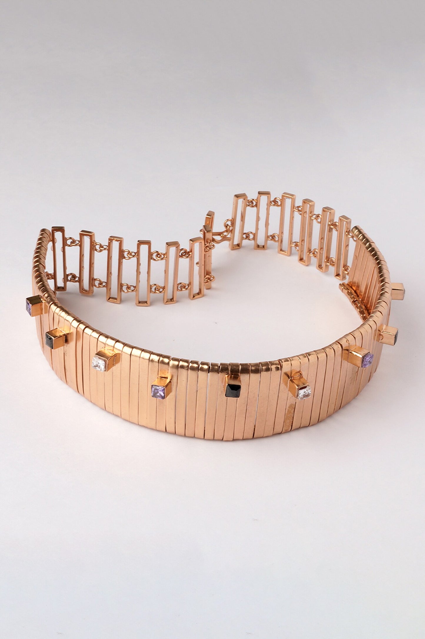Queen Leia Embellished Choker Necklace