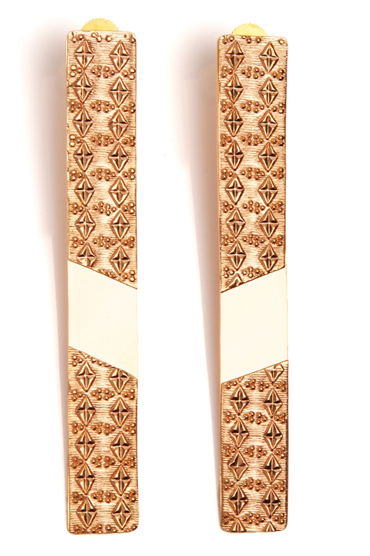 Relics On Sand Linear Earring