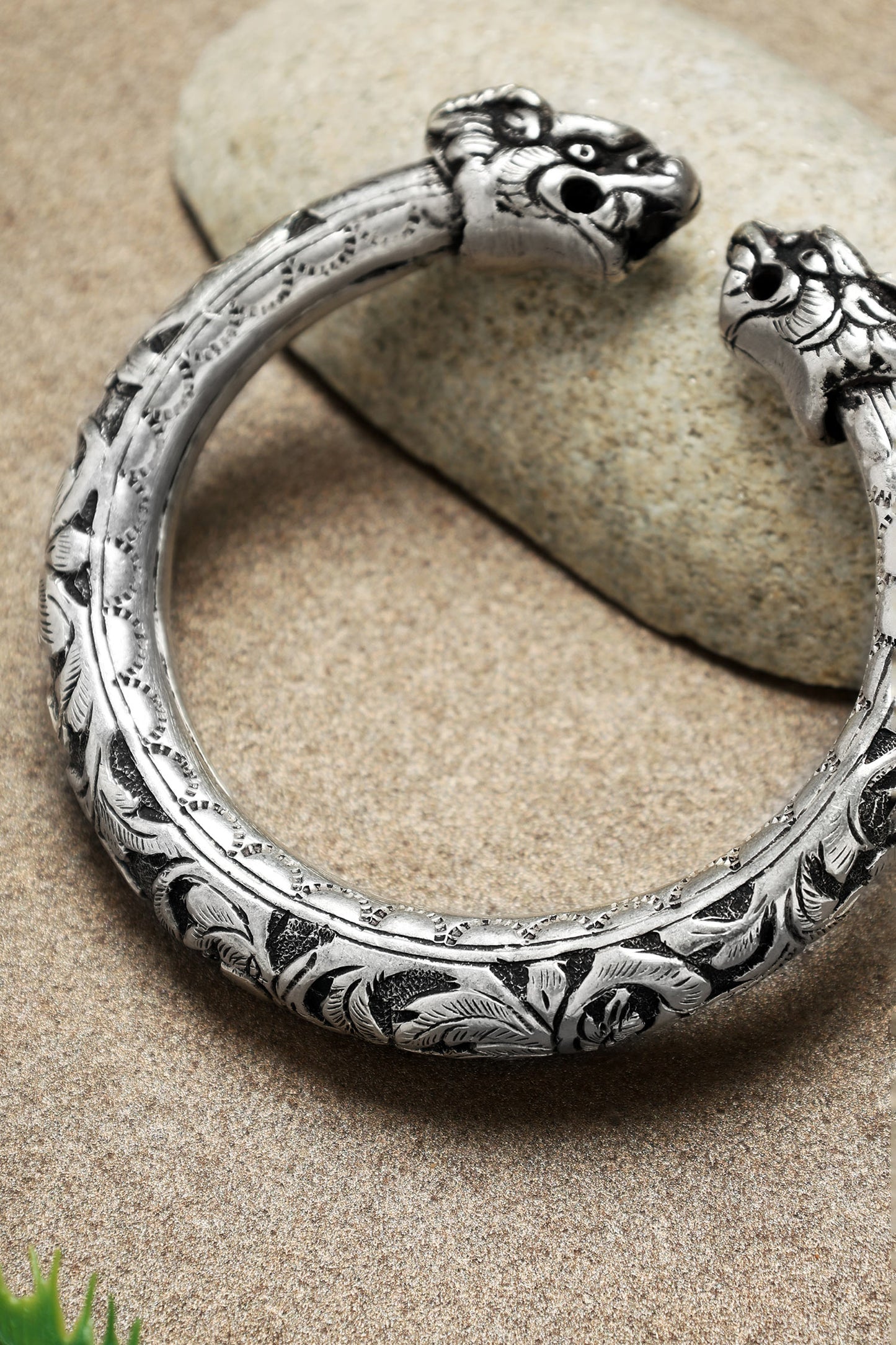 Dragon Carved Kada