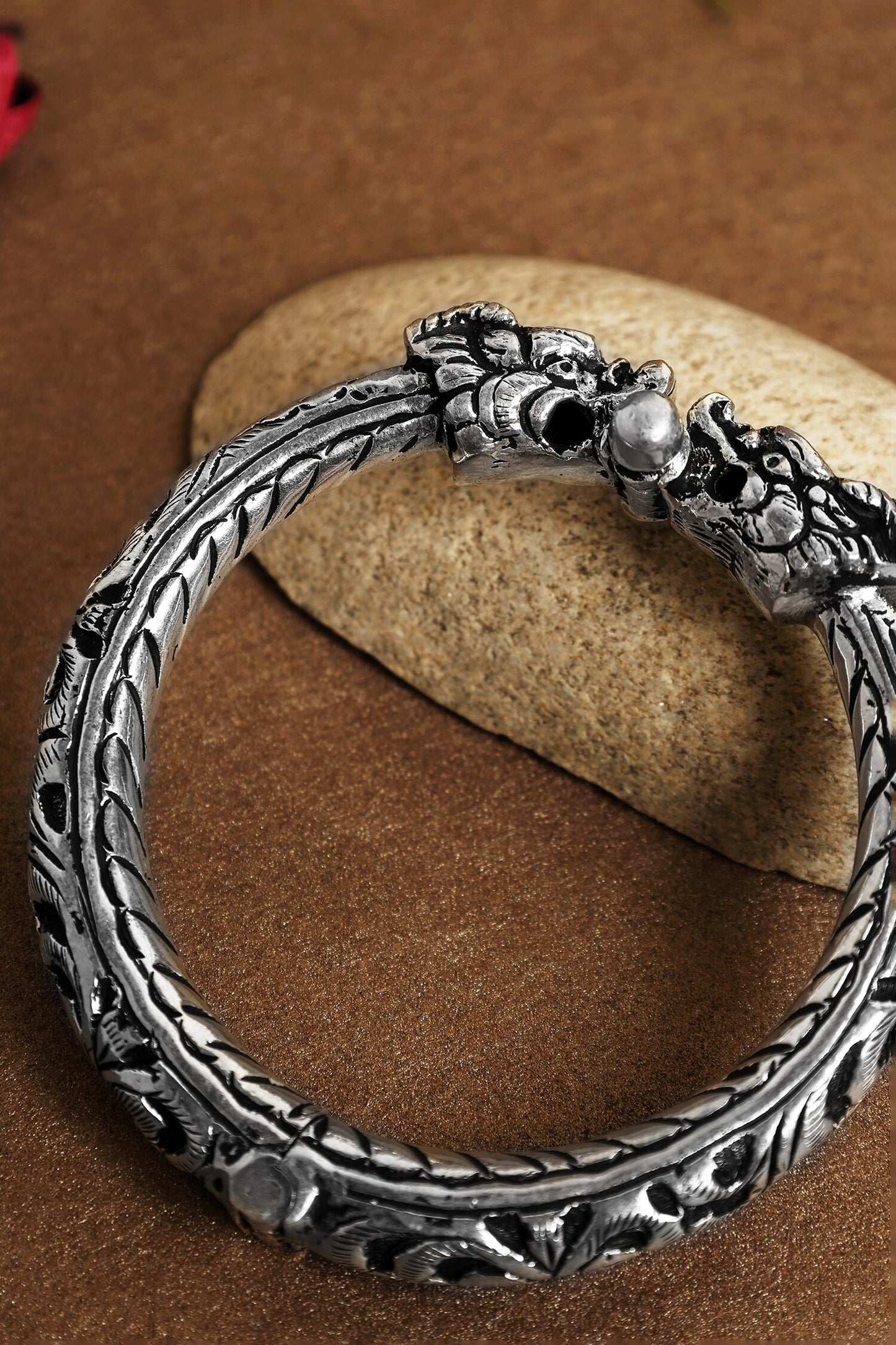 Dragon Closed Carved Kada