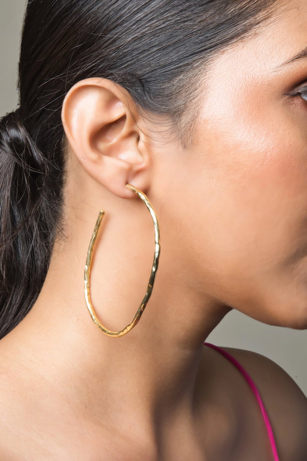 Halo Textured Hoops