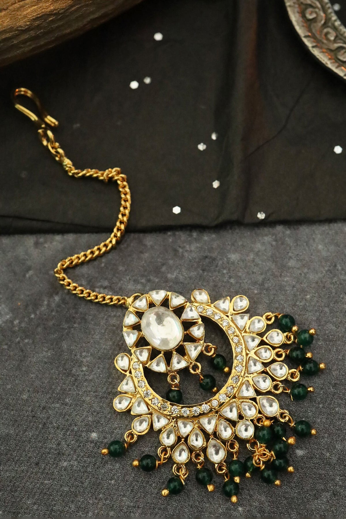 Half Crescent Carved Maangtikka