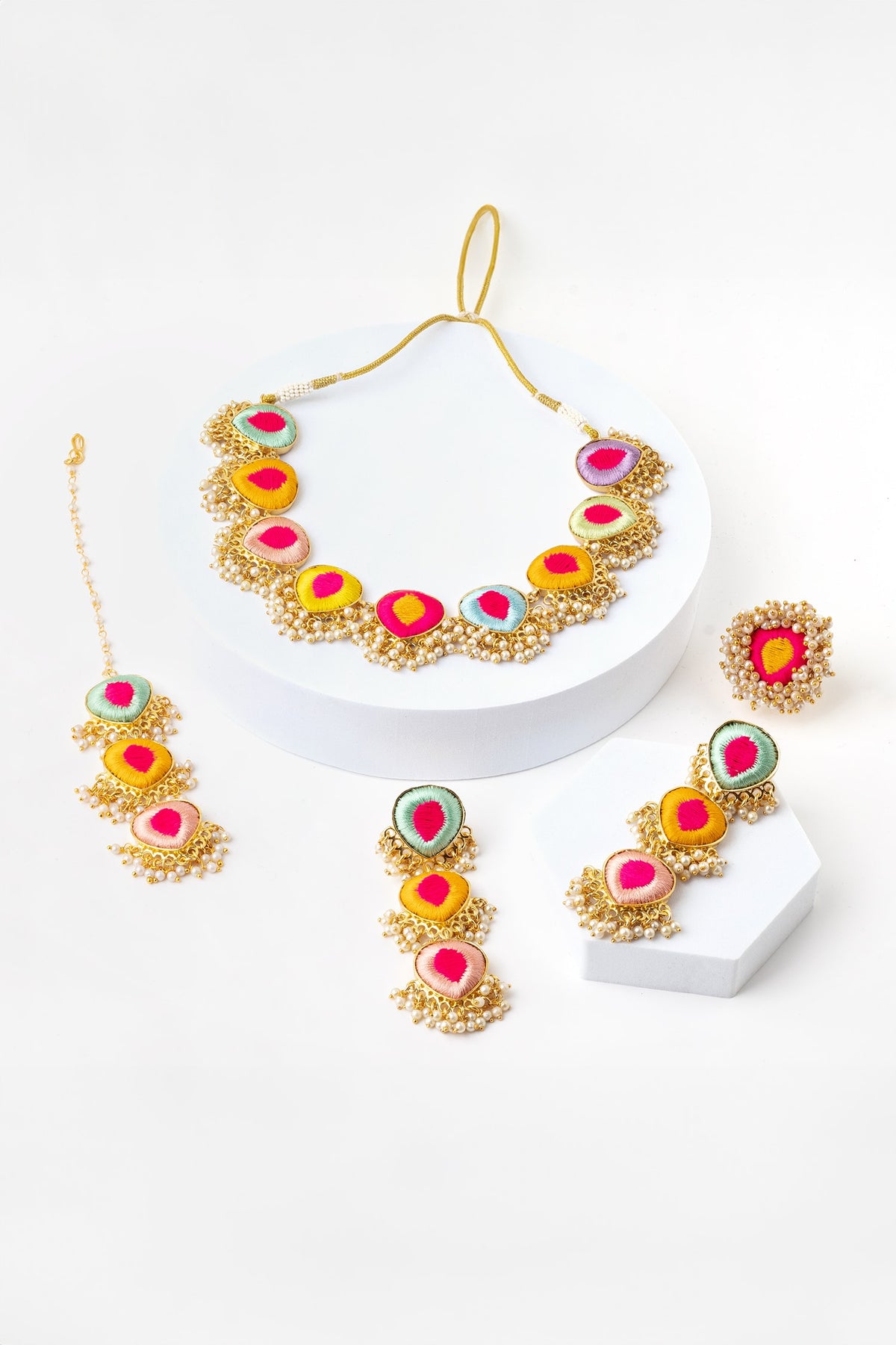 Multicolor Silk Thread Necklace Set