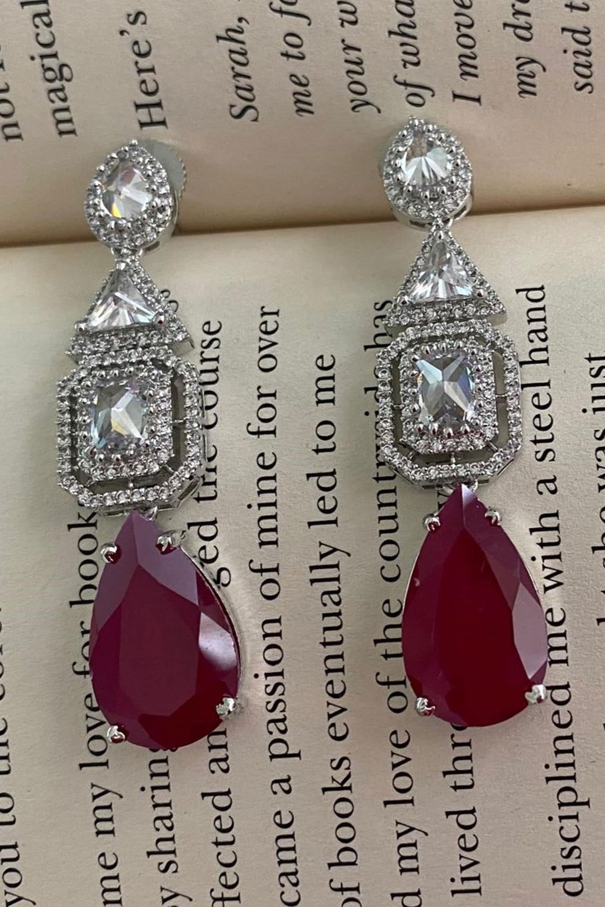 Layered Teardrop Stone Embellished Necklace Set