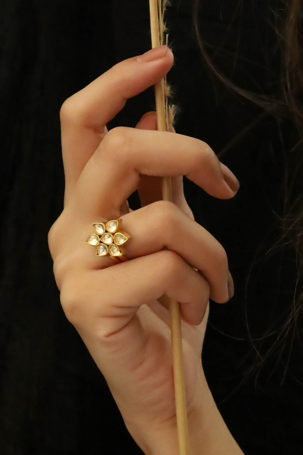 Kundan Embellished Cutwork Ring