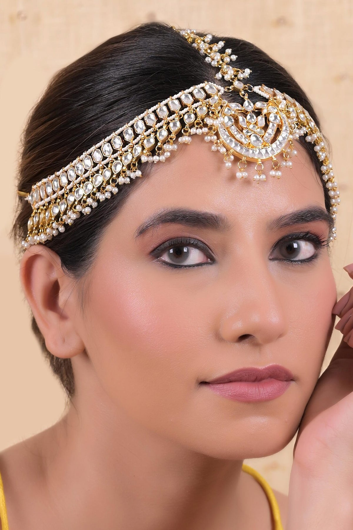 Gold Plated Chand Nikhat Mathapatti