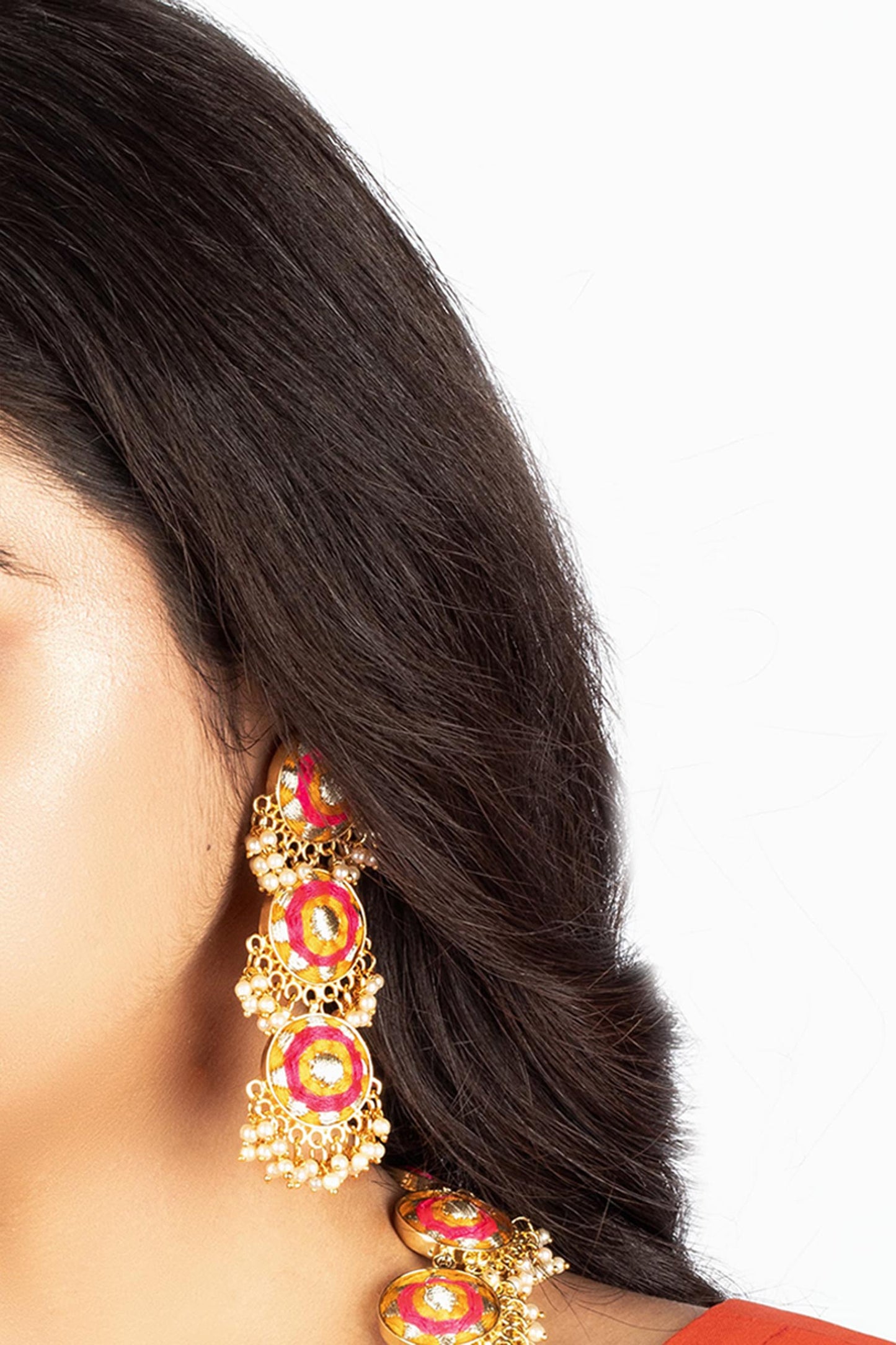 Thread Embroidered Necklace Set