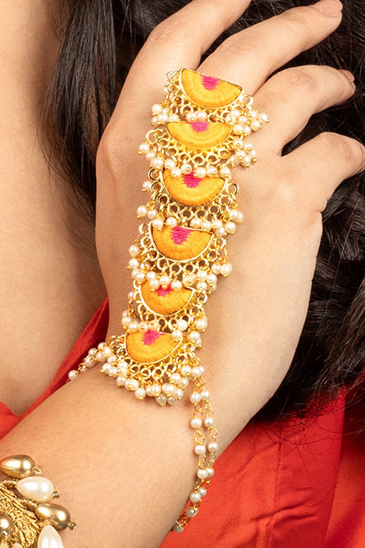 Flower Shaped Choker Set