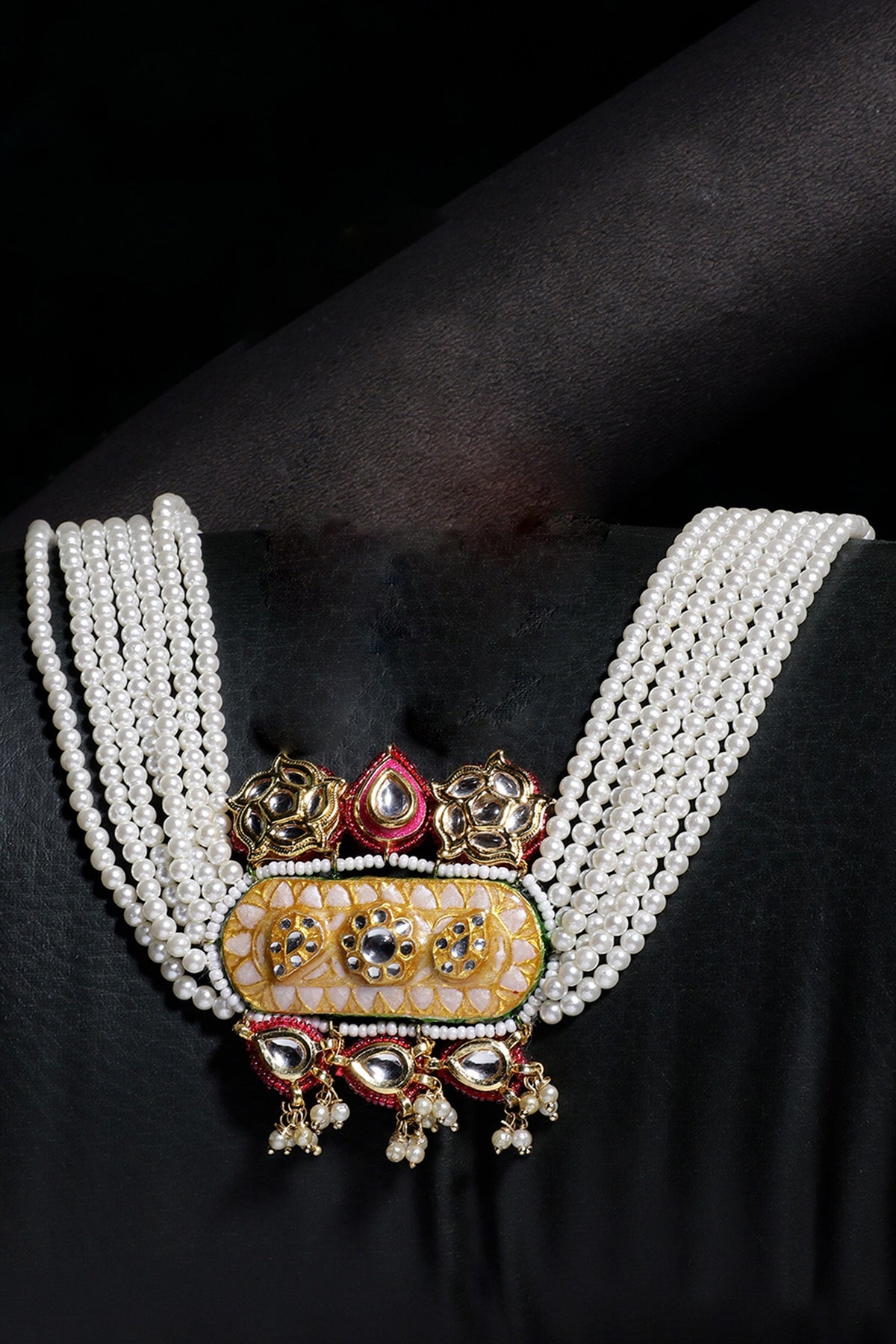 Peach Kundan Pearl Embellished Choker