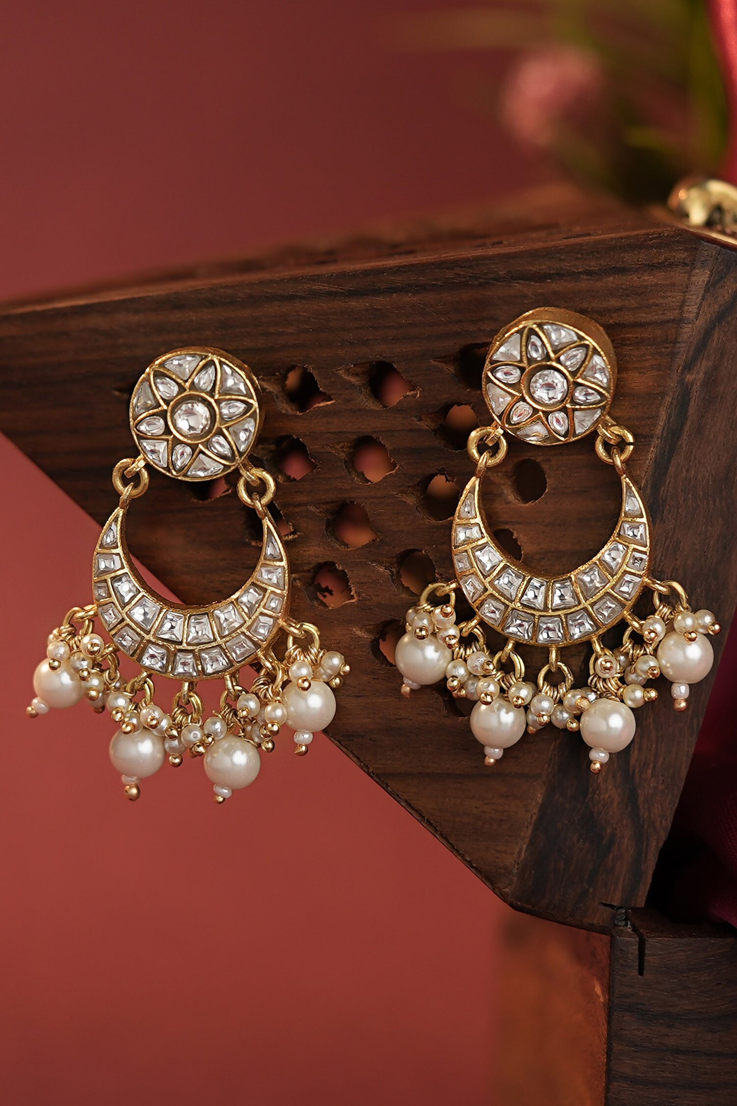 White Jadtar Stone Chandbalis