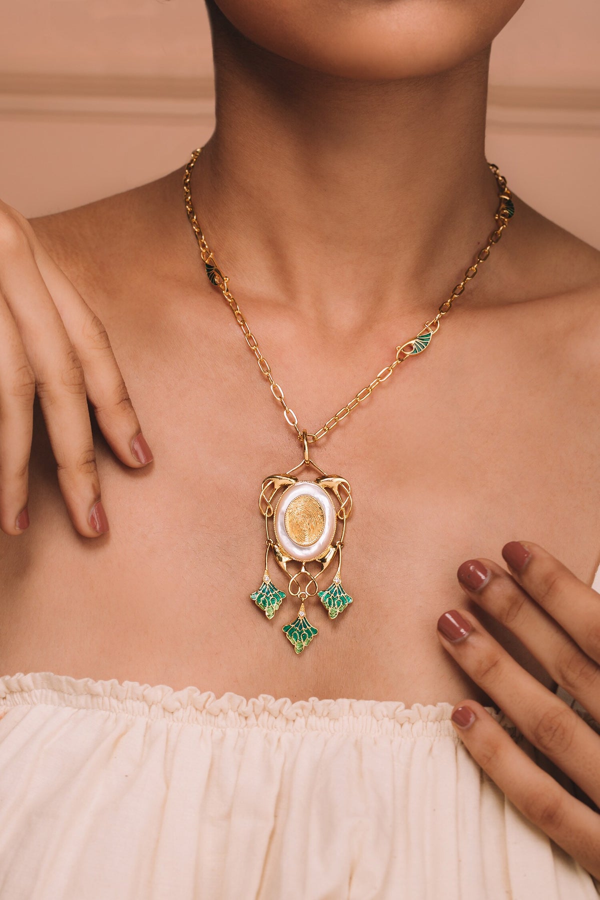 Floral Dew Pendant Necklace