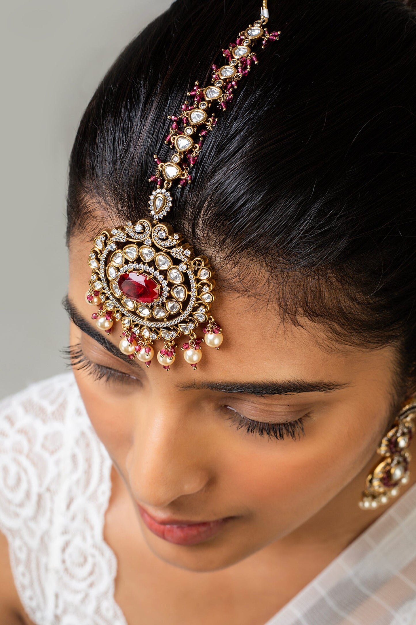 Floral Stone Maangtikka