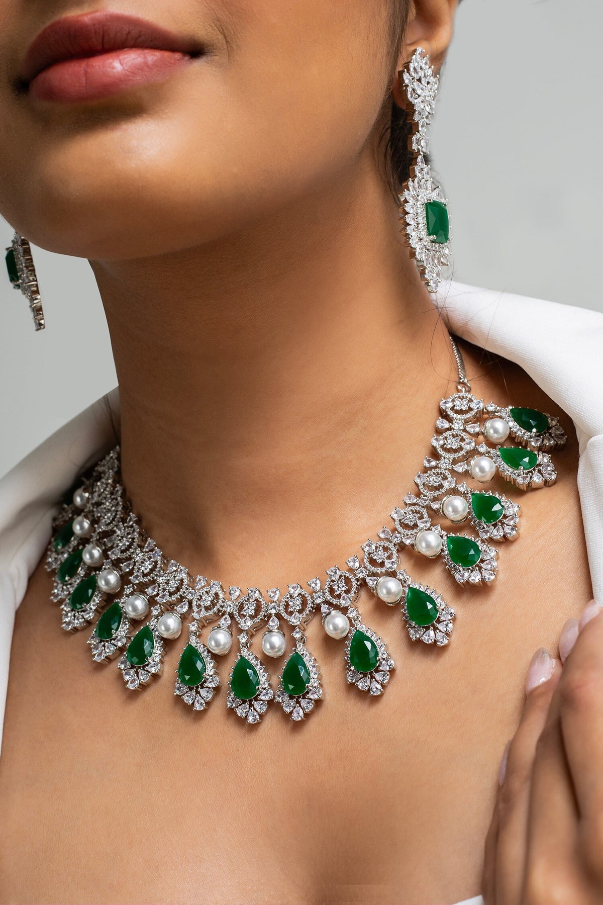 Green Stone Embellished Necklace Set