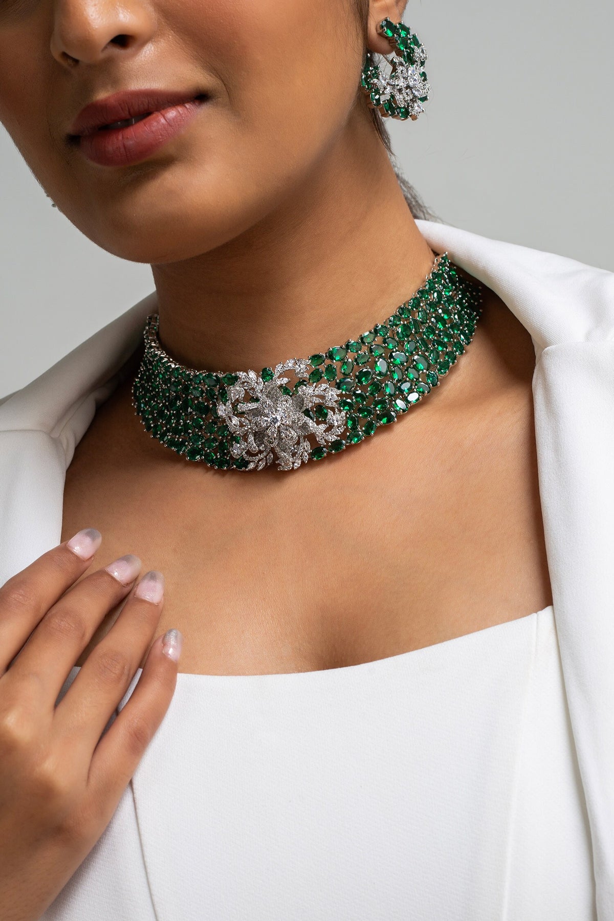 Stone Floral Choker Necklace Set