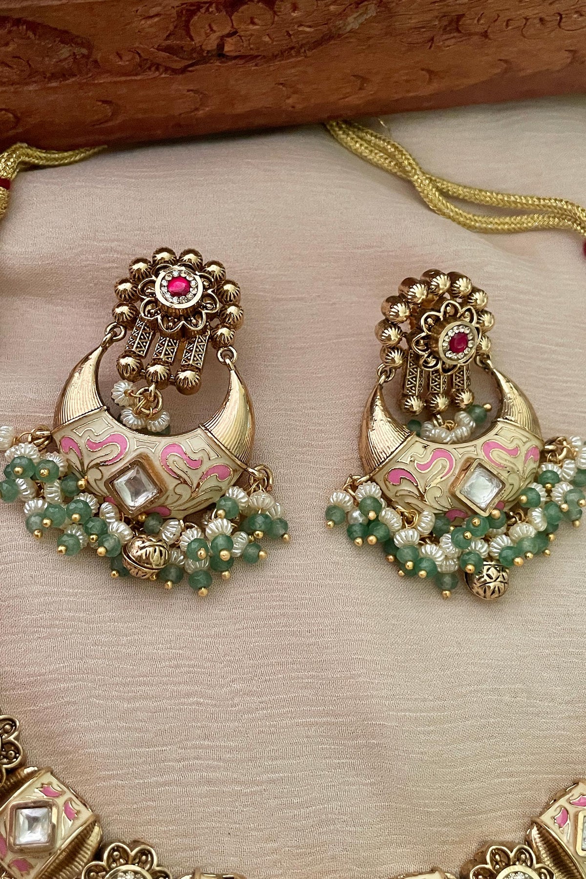 Green Designer Necklace & Earring Set