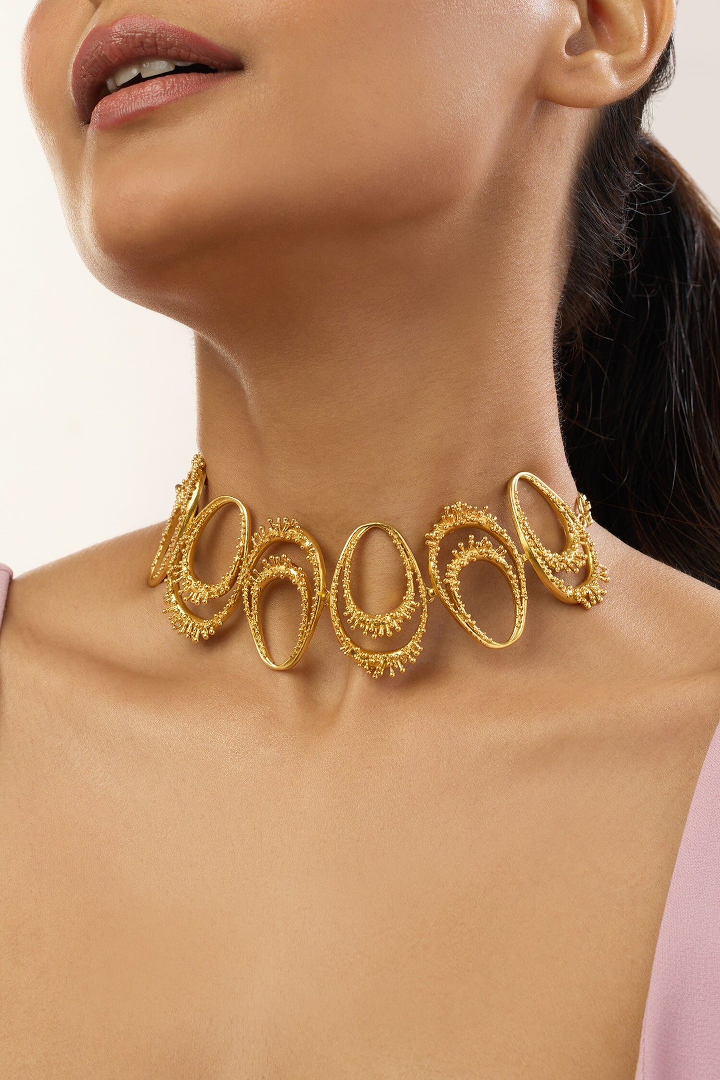 Vine Oval Choker
