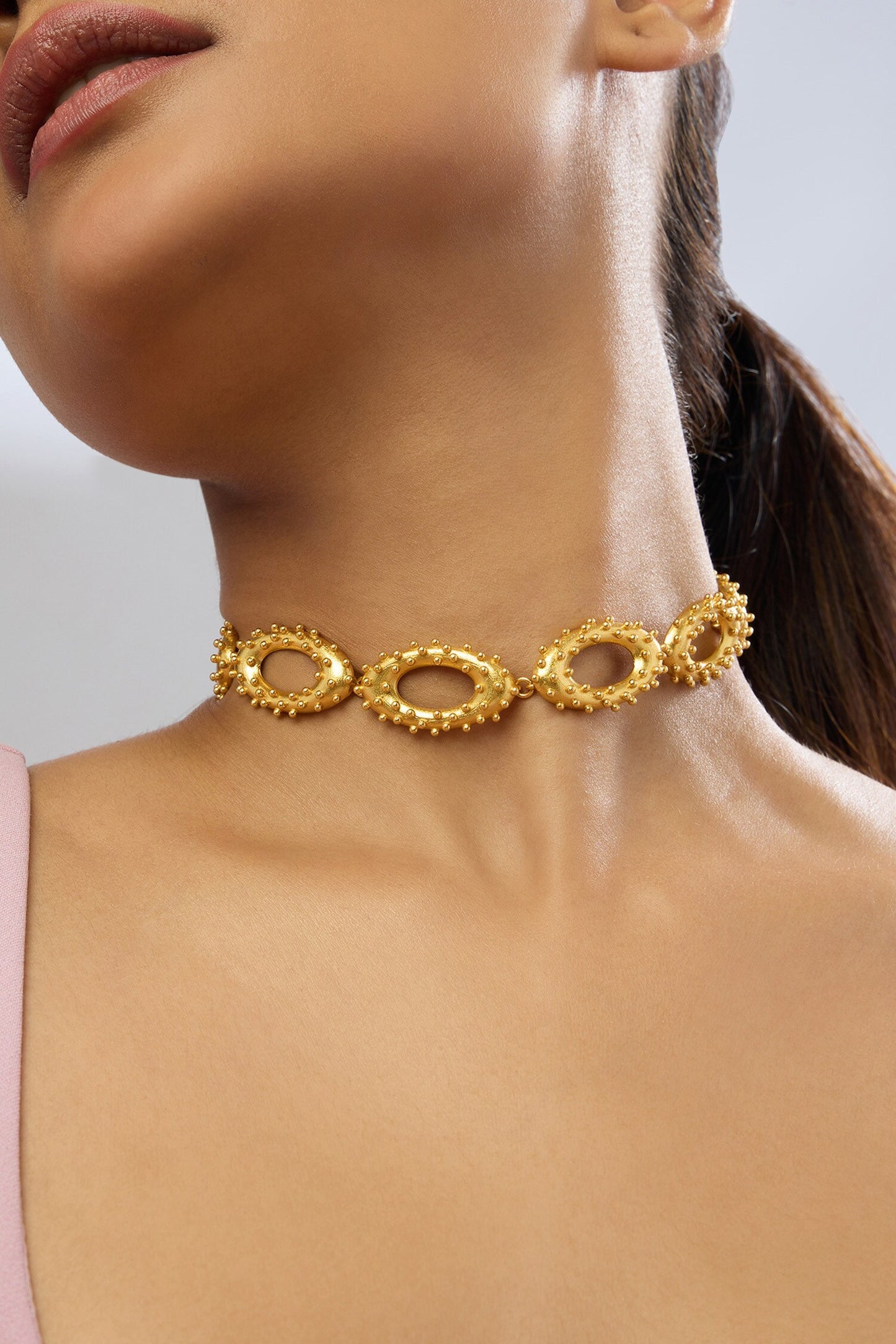Vine Mini Oval Choker