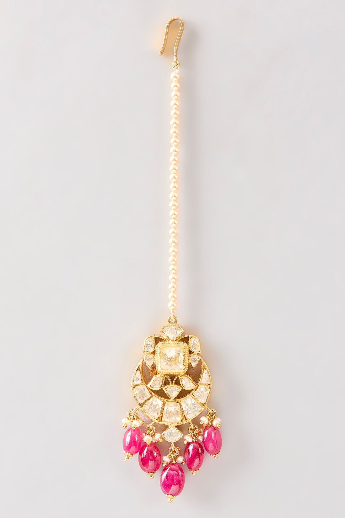 Ashi Maangtikka with Red Beads