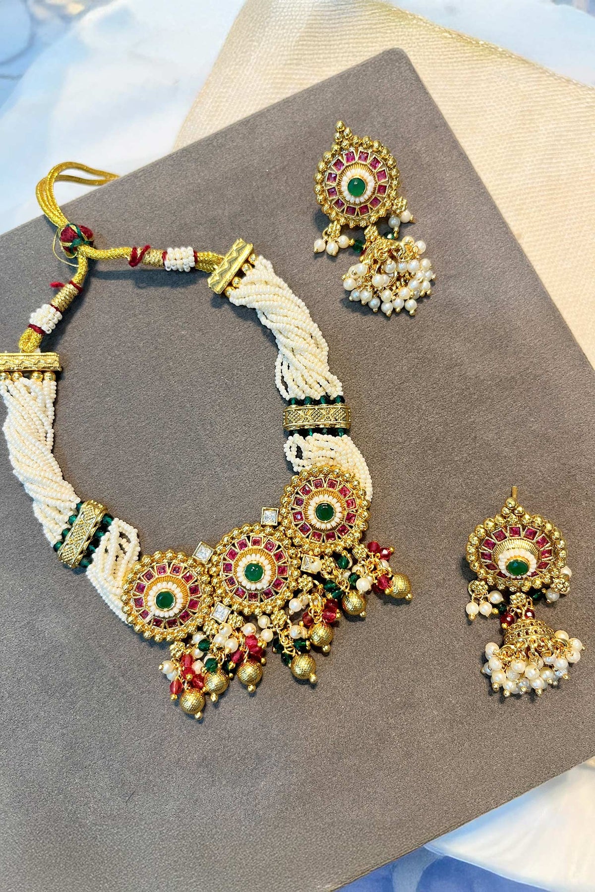 Multi Stone Motif Necklace Set
