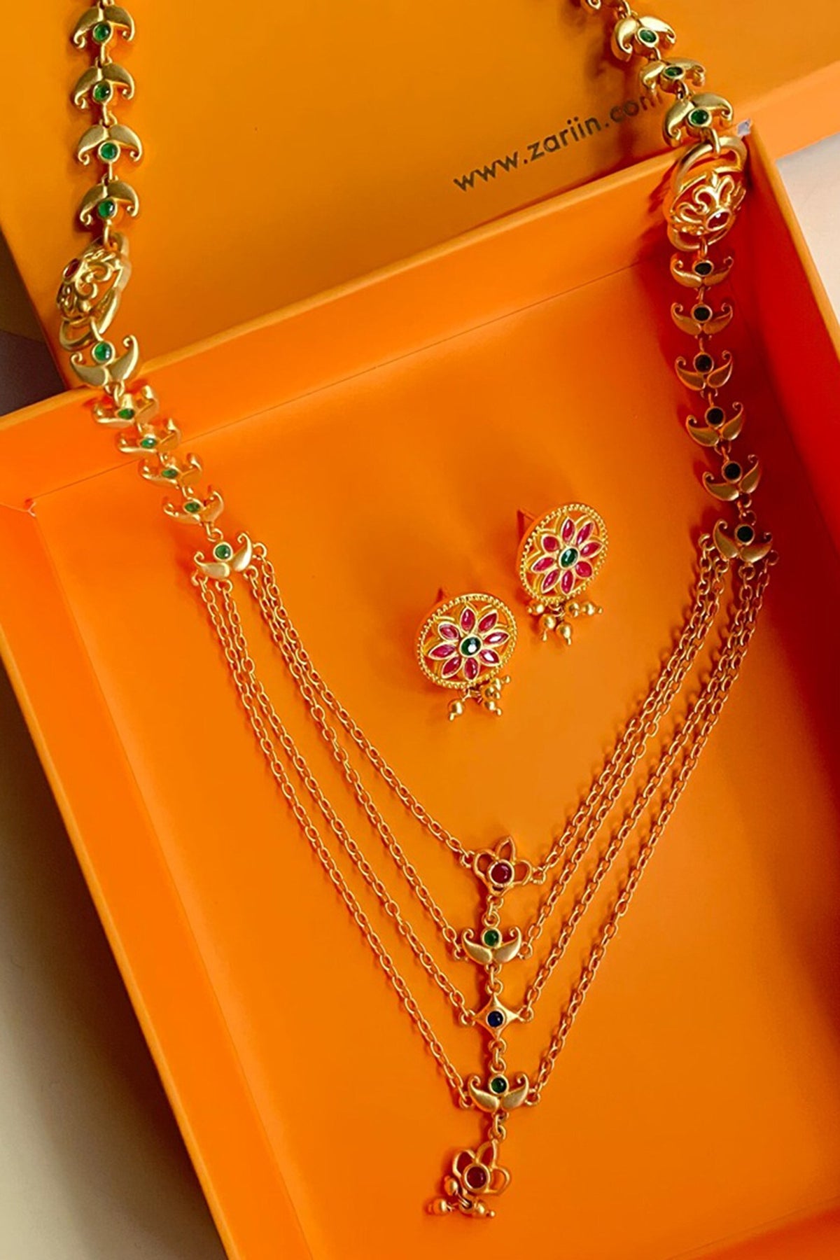 Floral Grace Embellished Necklace Set