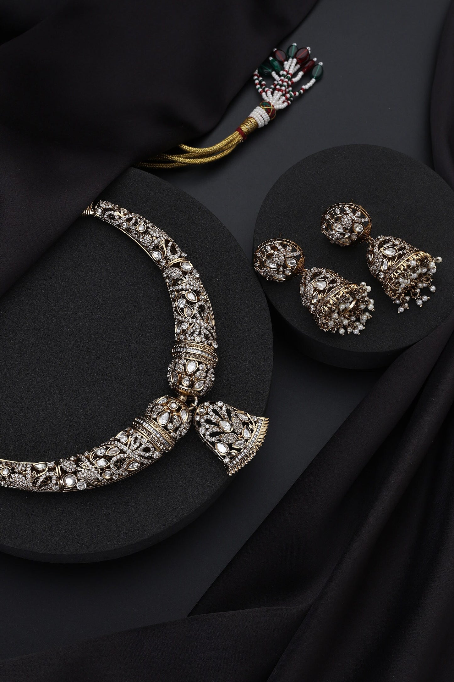Gold Victorian Polki Hasli Necklace Set