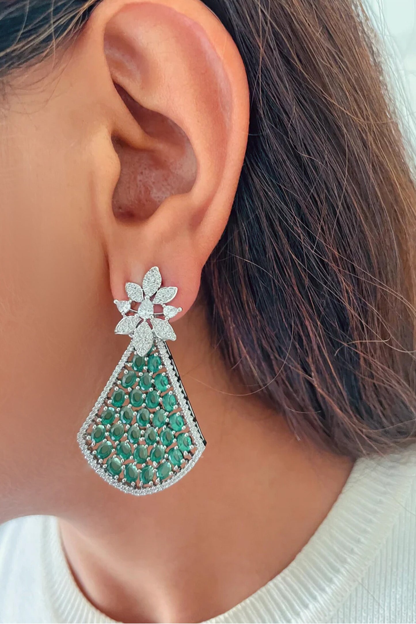 Imitation Diamond Floral Necklace Set