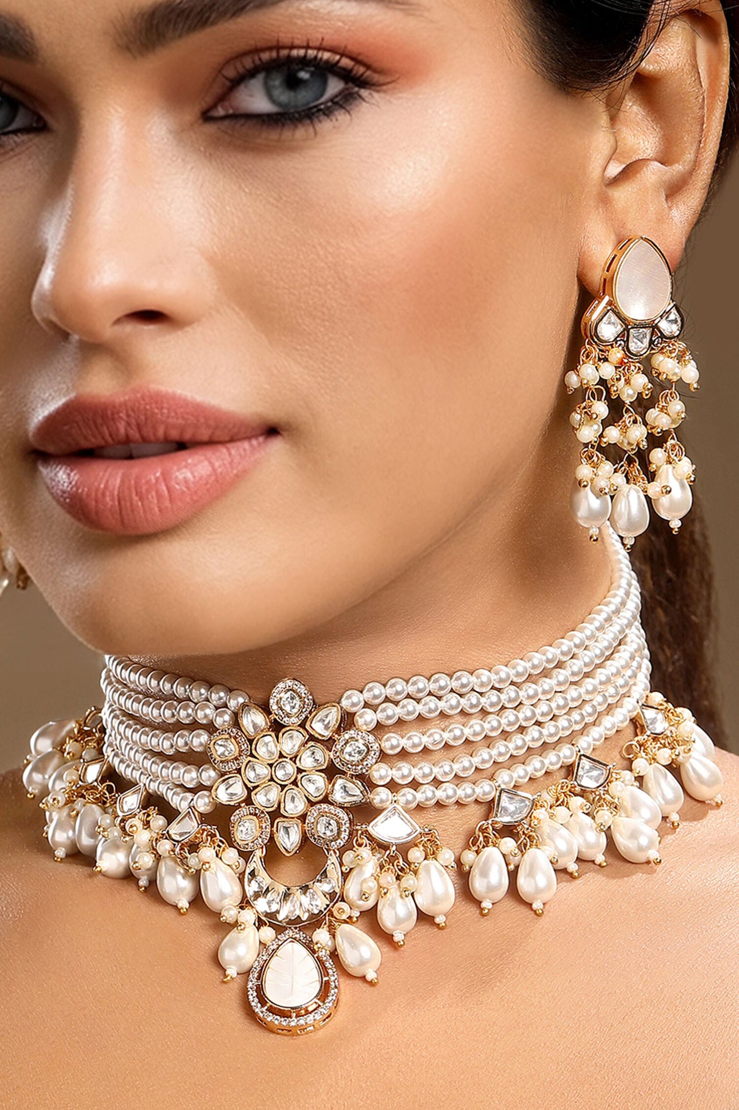 Pearl Choker Necklace Set