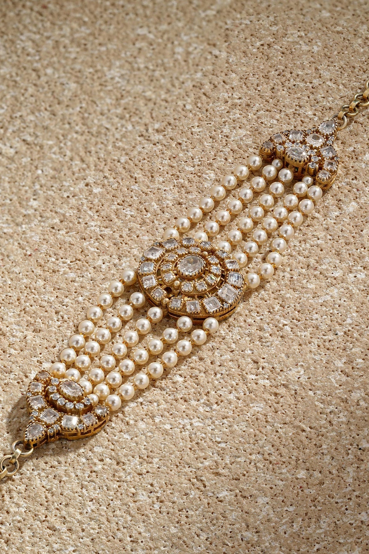 Oval Centric Embellished Bracelet