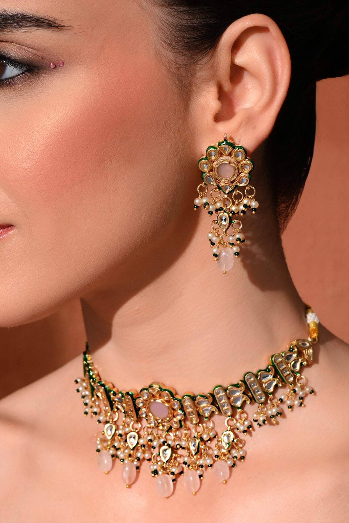 Kundan Studded Choker & Earrings Set