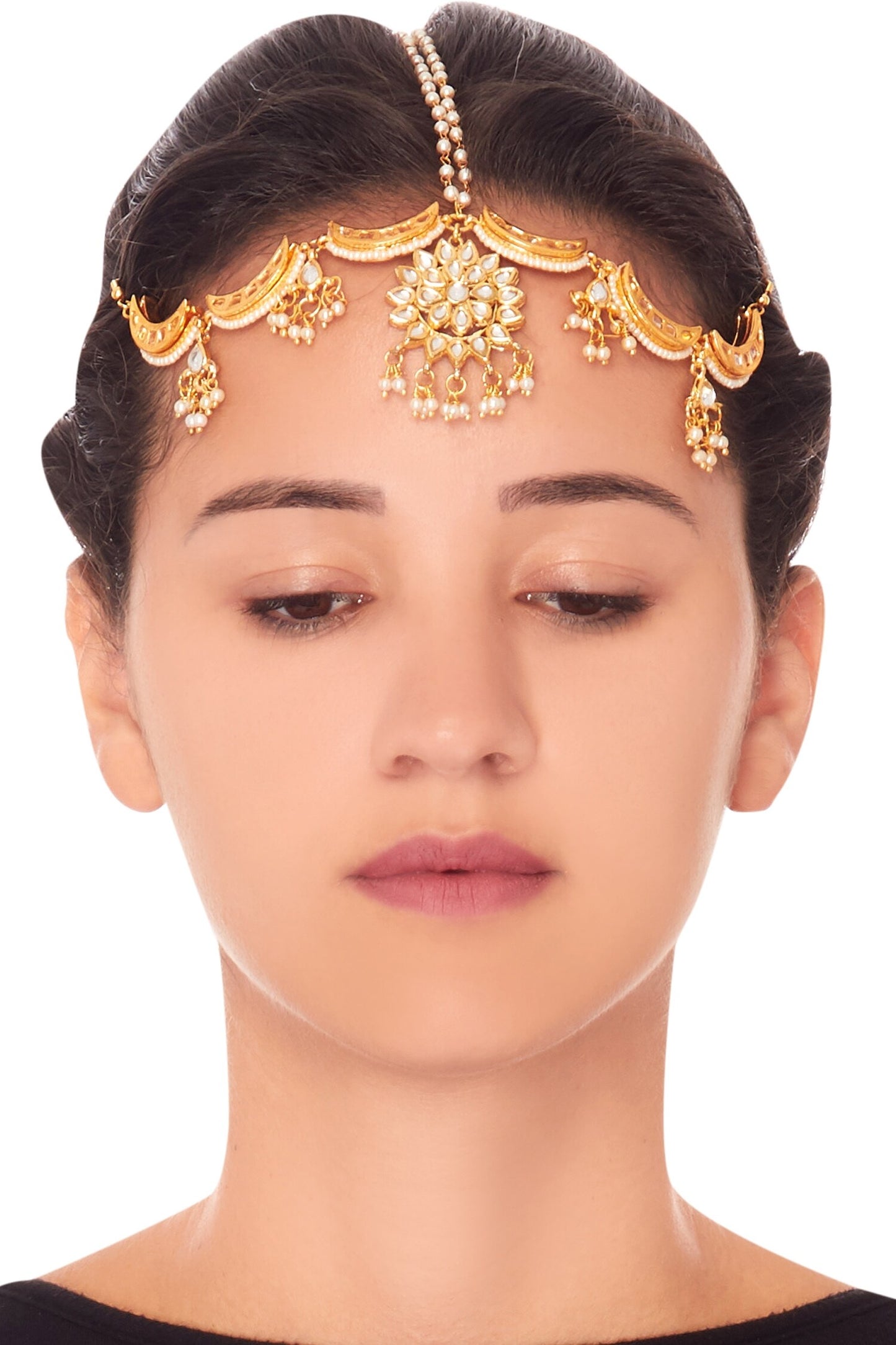 Pearl Work Maangtikka