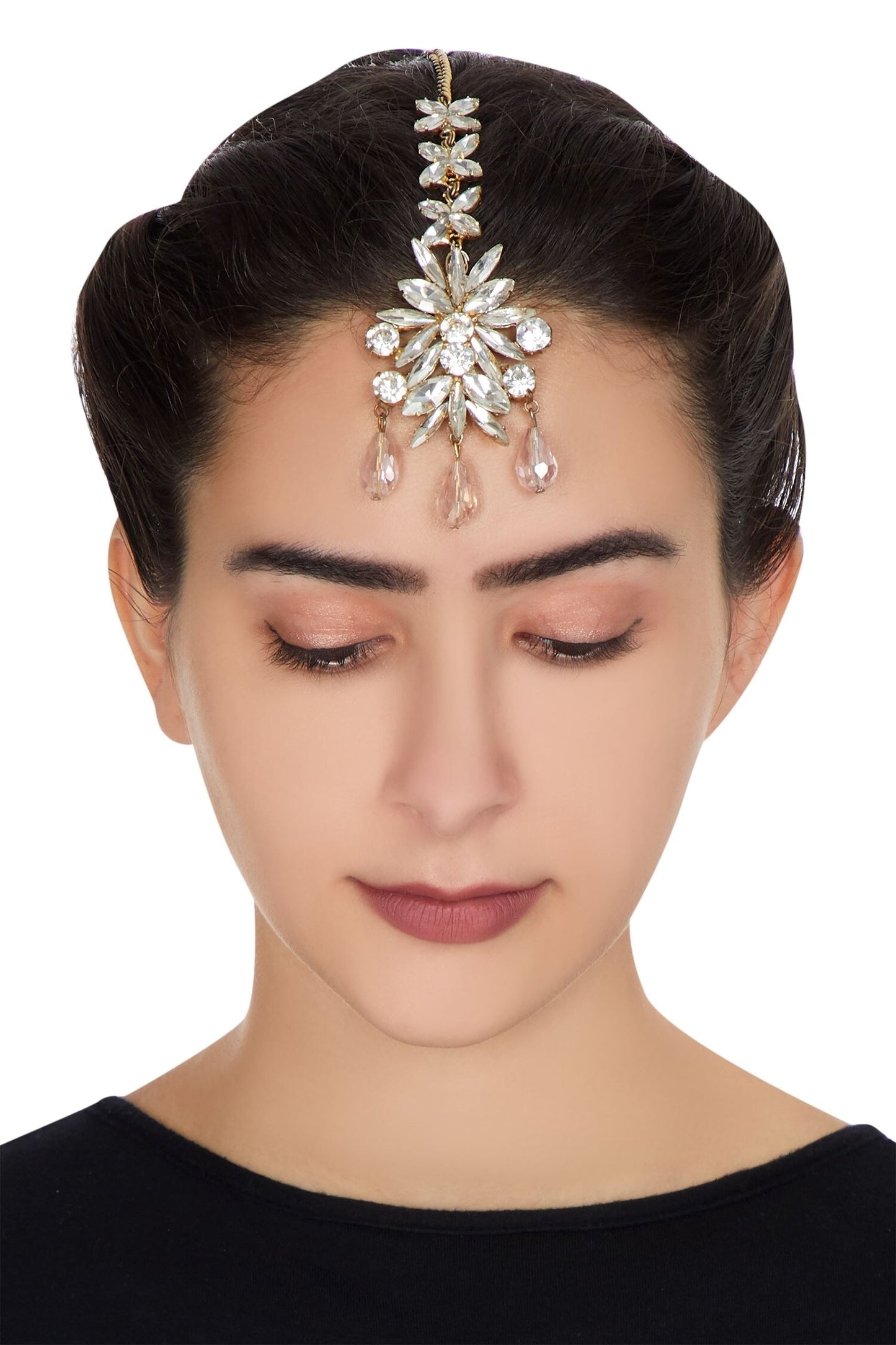 Crystal Maangtikka