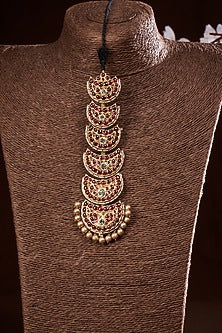 Gold Finish Maang Tikka In Sterling Silver