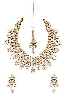 Gold Finish Kundan & Pearl Necklace Set
