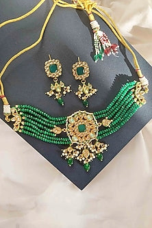 Gold Finish Kundan Polki & Green Stone Choker Necklace Set