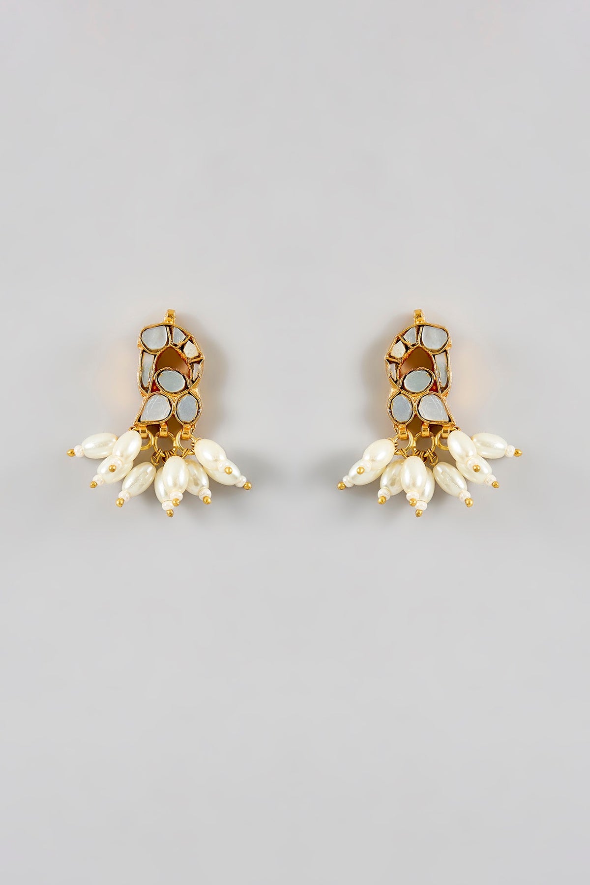 Gold Finish Kundan Polki & Mother Of Pearl Necklace Set