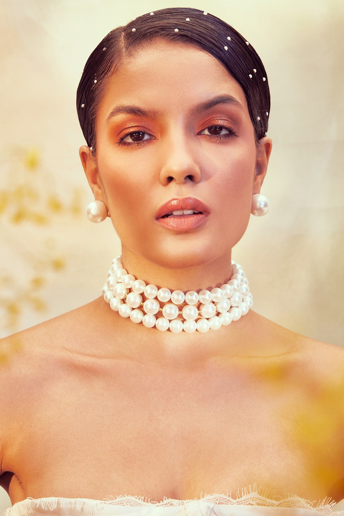 White Pearls Choker Necklace