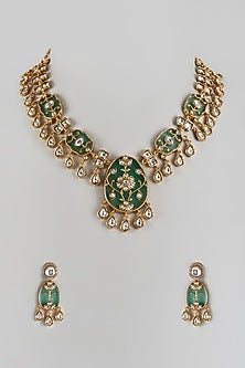 Gold Finish Uncut Stone & Emerald Choker Necklace Set