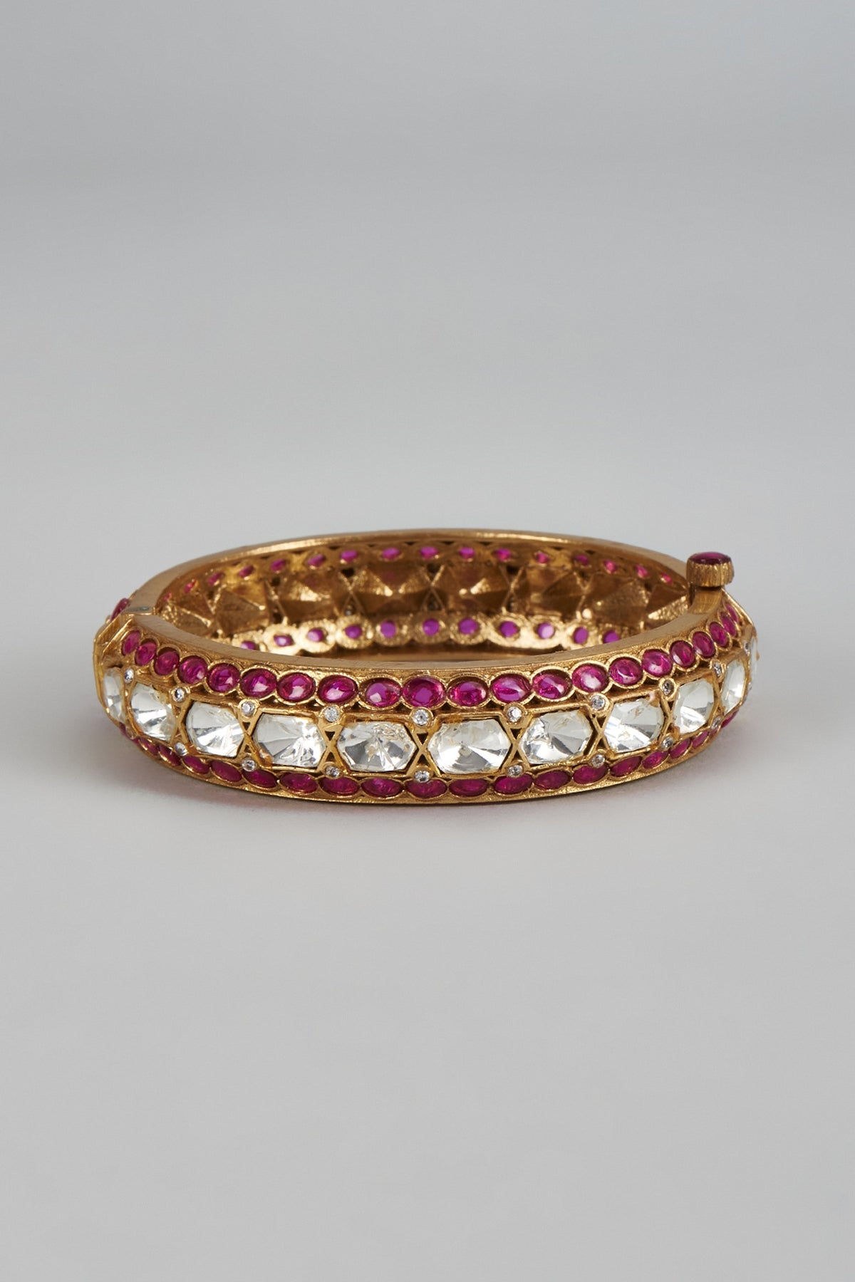 Gold Finish Uncut Stone Temple Bracelet