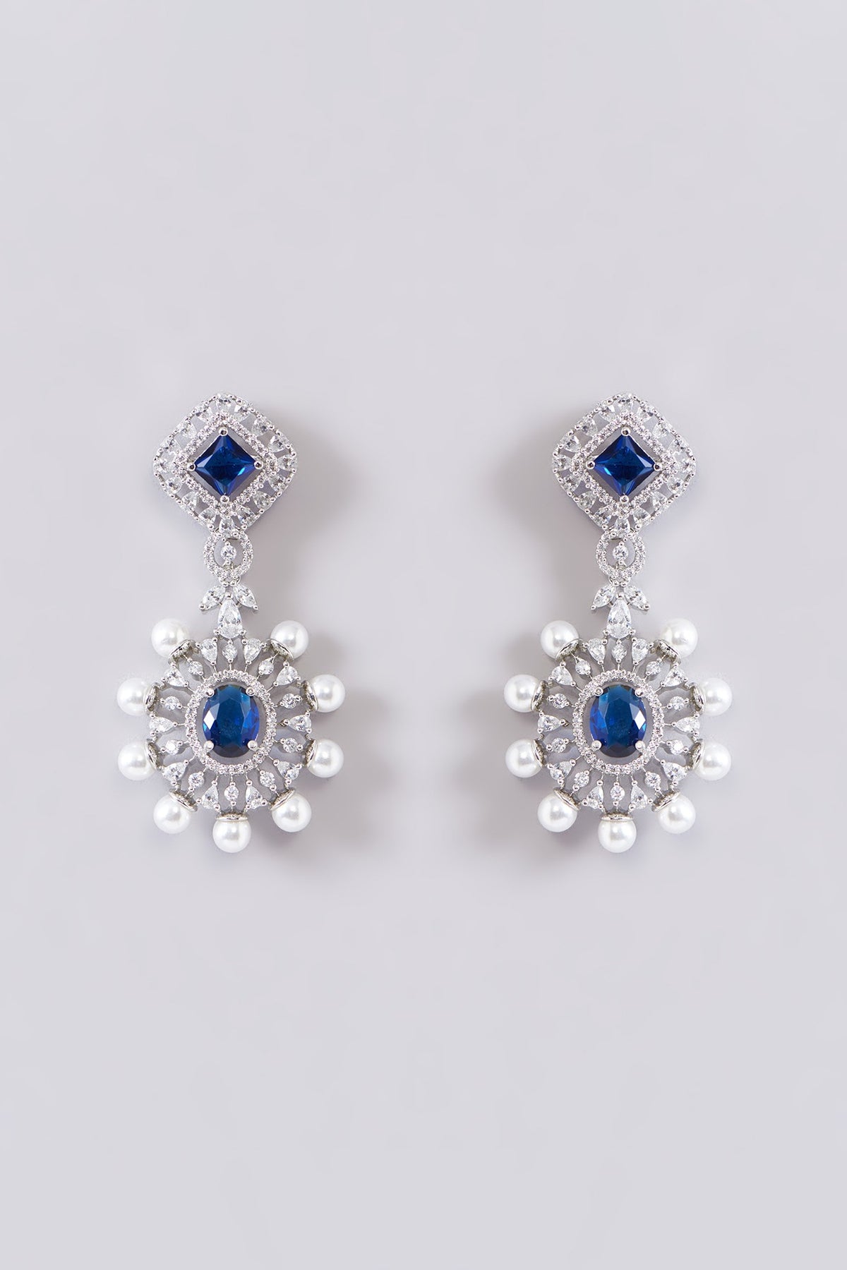 White Finish Zircon Necklace Set